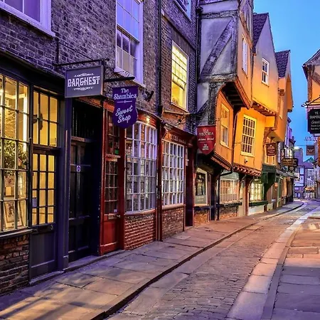 Ay Come Inn York