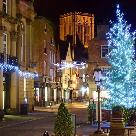 Holiday home Ay Come Inn York
